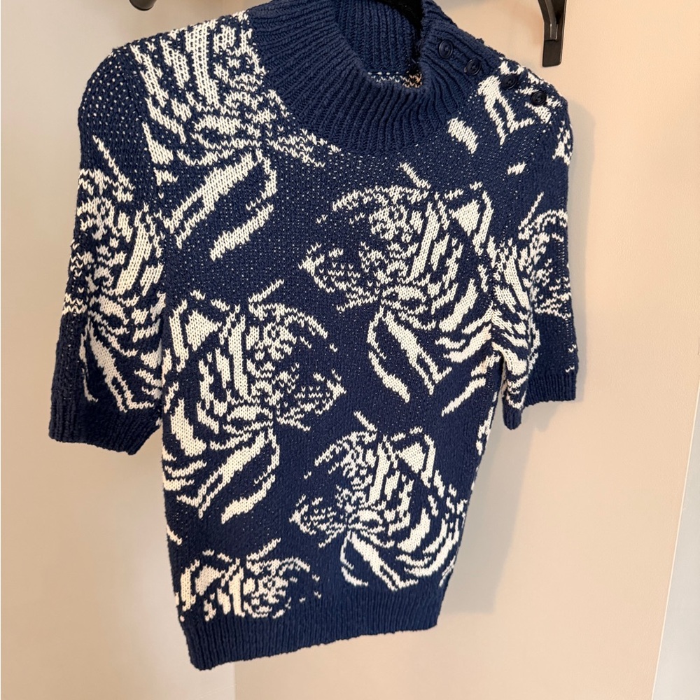 Anthropologie Navy & White Floral Crewneck Short-Sleeve Sweater